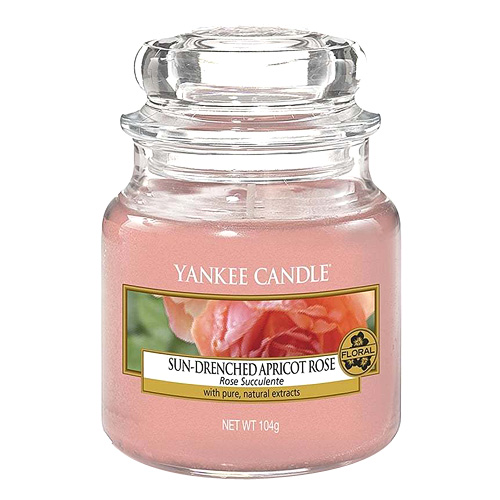 Svíčka ve skleněné dóze Yankee Candle Vyšisovaná meruňková růže, 104 g